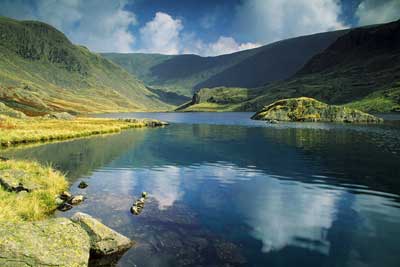 Su28_Seathwaite Tarn